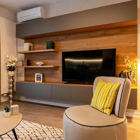 North Twin1 - Aviatiei Apartment *